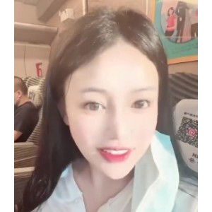 渴望小东西的大眼睛众多美女嘴艺认真吃鸡的小姐姐最迷人5.7G,nv+5.7g百度盘