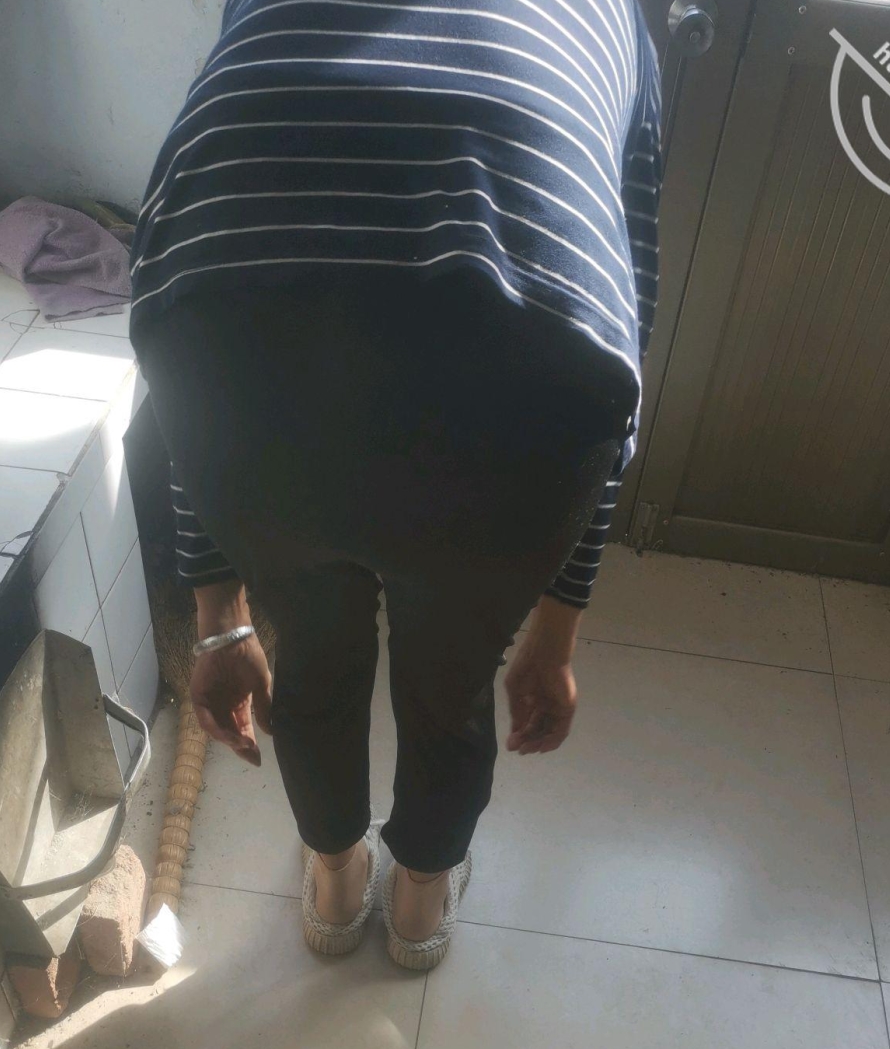 亲子游戏，妈妈给，关系决裂，300MB，3V，度盘下载