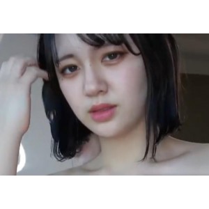 岛国FC2超人气微胖女孩！1V970M视频时长52分钟，自拍资源让你感受不一样的感觉