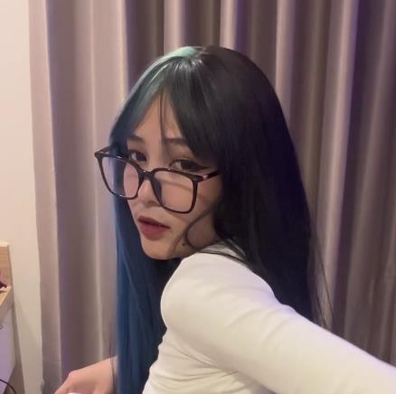 刺青女神快手Nami最新合集3V921M，自拍解压技巧，注意事项！