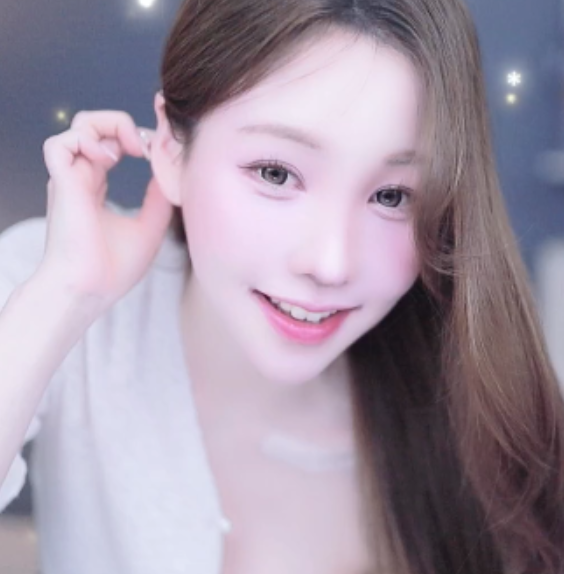 转载搬运panda甜美合集imsocutesexy最新视频6V6.9G，百度盘分享