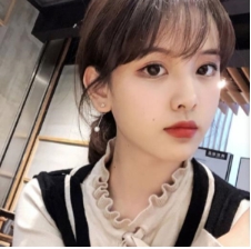 快手小妹有尺度视频1部1G太诱人了