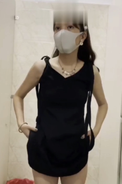 公园爱吃菠萝展示超敢秀72V合集8G珍藏