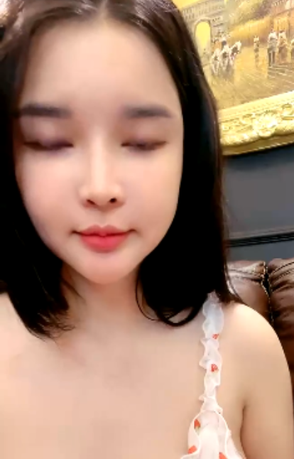 推特幼猫506V681.8G超凶大罩杯馒头合集