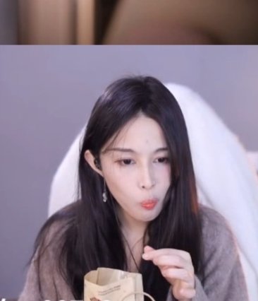 丰满诱惑小小小玉酱斗鱼福利38部合集10.2g热辣补档