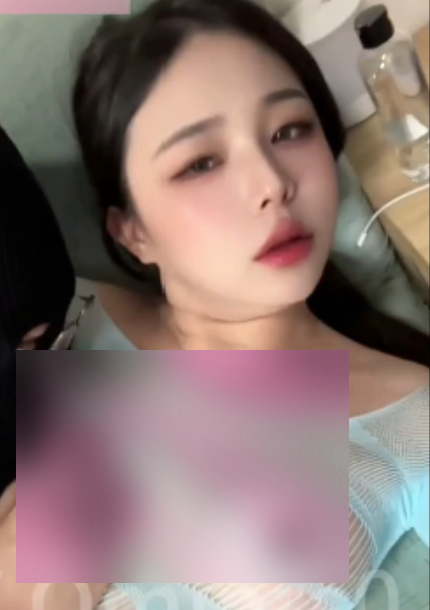 需求区顾清寒TS视频1部235MB极致演绎放得开