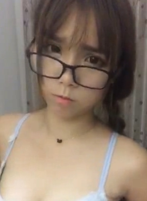 鹿鹿推特合集60部14.2G大罩杯诱惑