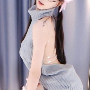 小熙米何菱辰辰芊私密泄露160V斗鱼主播合集14G上阵