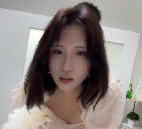 网盘邢曦月伪娘精品合集20部9.3G