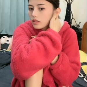 抖音苏婉清高颜御姐视频7部4.1G黑丝玩嗨了