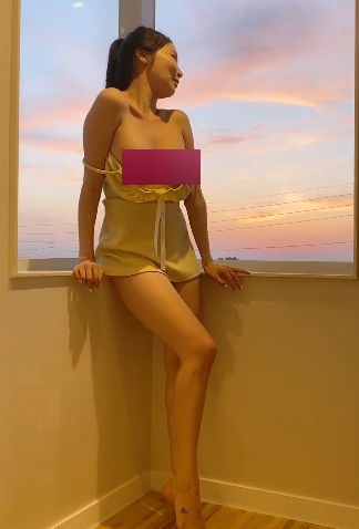 Jena阳光健身视频合集88部50G蜜桃臀吸睛