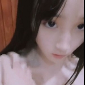 推特鱼儿酱寝室跳舞福利18部270MB这小腰扭的