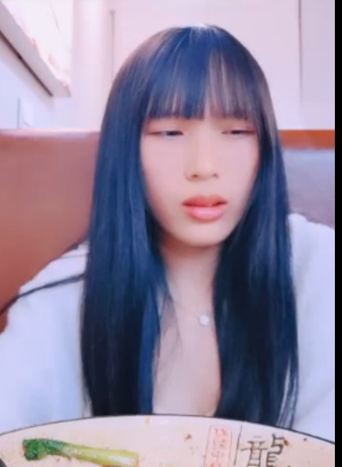 小乔释放商场玩具互动续集高清7V9.33G敏感带探索