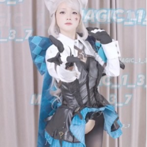 3.08G埋导演magic_1_3_3_7cos视频合集7部劲爆