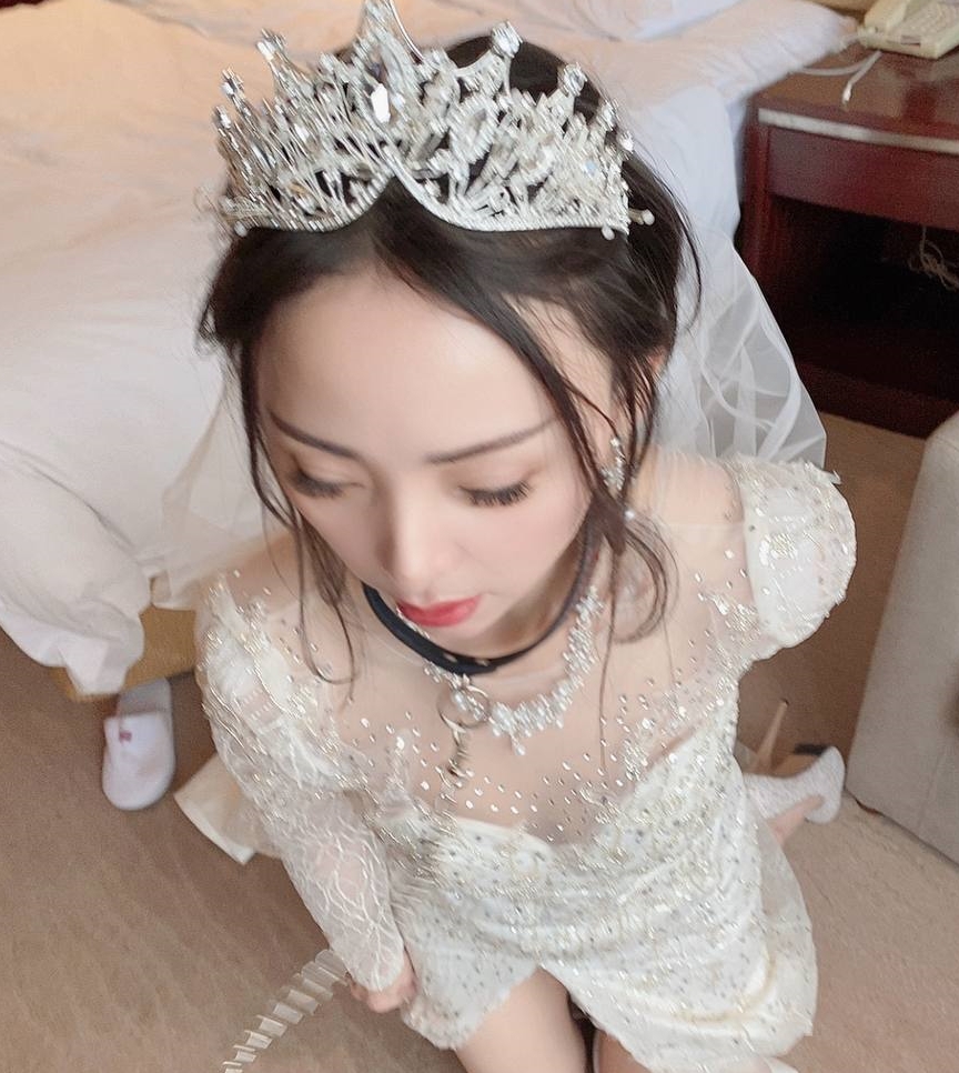 兔兔胖臀热舞VIP群81部4.7G推特展示