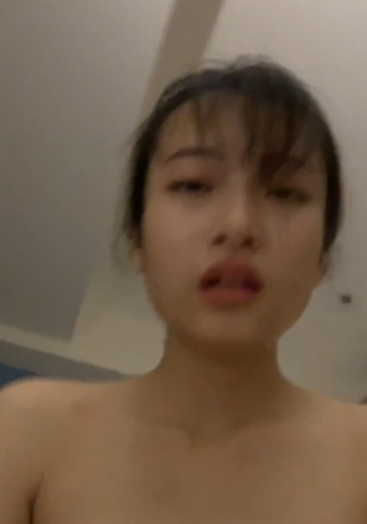 推特银优66良家嫩妹合集33V2.51G太顶了