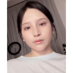 推特Ashisyourlove艾希福利视频53v37.1g性感