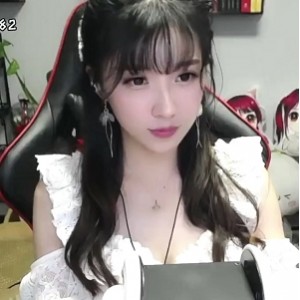 斗鱼小女巫露37.4G眼镜娘系列纯纯的