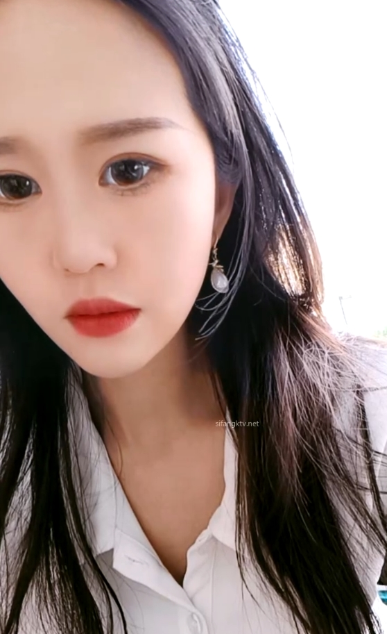 推特乌苏儿小性感视频38部16.4G厕所战神