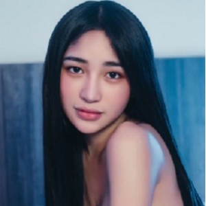 推特台北清纯妹与硬汉互动视频1部373M超带感