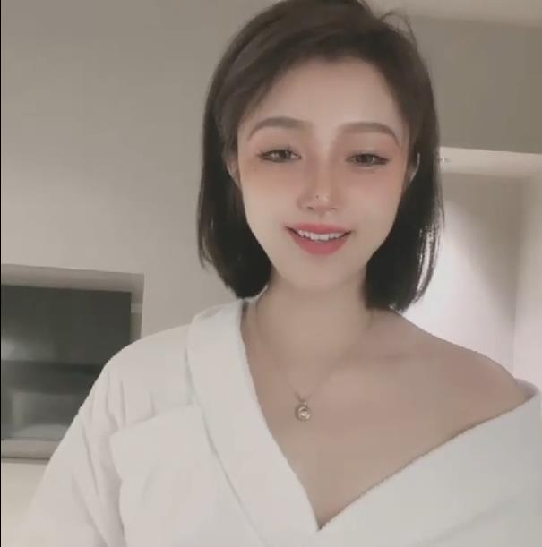 绿播成都本土极烧成熟妻子（天真）大合集