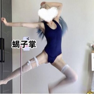 某推抖音风最新BGM卡点变装热舞合集