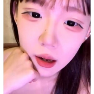 推特yuri户外手铐吞金合集3.4G白富美展示太奇怪