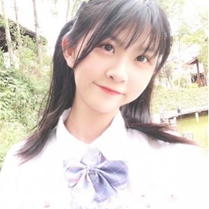 酸果儿大胆展示视频合集19部2G可爱双面人生