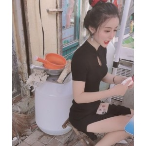 私密圈迷人蔓CC真实空姐1V25三人游1.8G韵味顶级