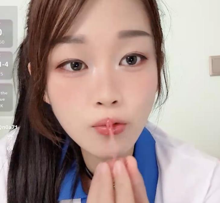 直播平台yueyue2003私密自嗨合集338部129G放得开真会玩