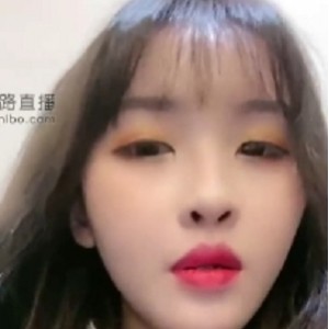 苏曼女王丝足珍藏19V18G，这腿控福利太绝了