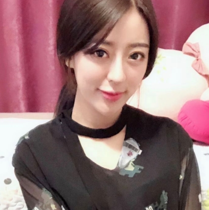 沧州金诗媛丰满图影泄密合集250M多部太撩人
